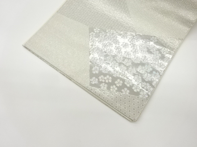 411y28〇プラチナ二重箔 袋帯 連珠狩猟文 唐草 白銀〇美品 成人式 結婚式 411y28〇プラチナ二重箔 袋帯 連珠狩猟文 唐草 白銀〇美品 成人